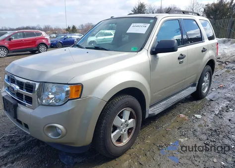 2012 Ford Escape Xlt z USA, uszkodzony, nr VIN 1FMCU0DG9CKA42051